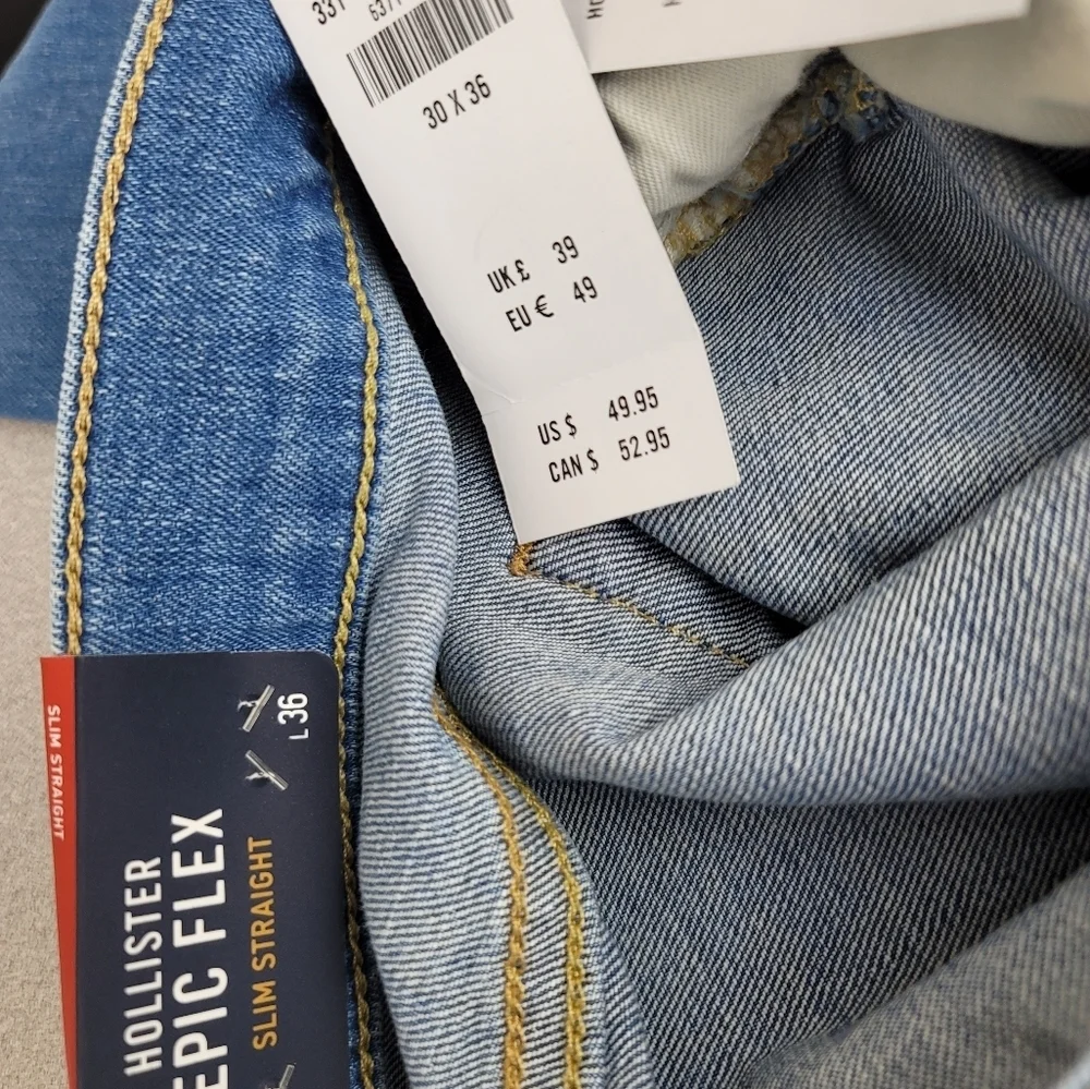 **NWT** Hollister EPIC Flex‎ Medium Wash Slim Straight Jeans